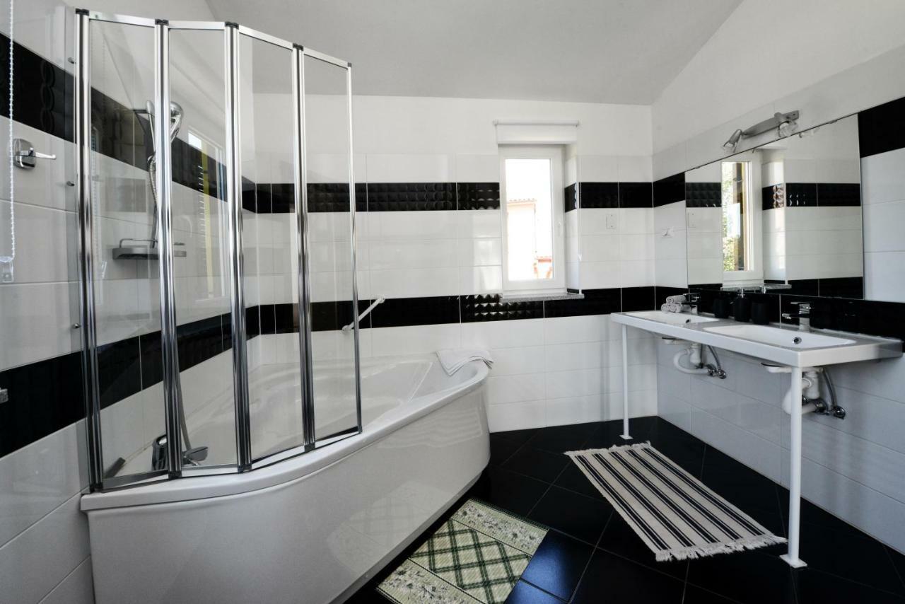 Villa Kontesici 14 Zelena Laguna Extérieur photo