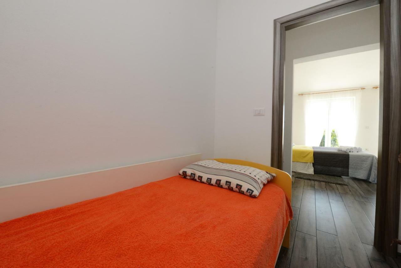Villa Kontesici 14 Zelena Laguna Extérieur photo